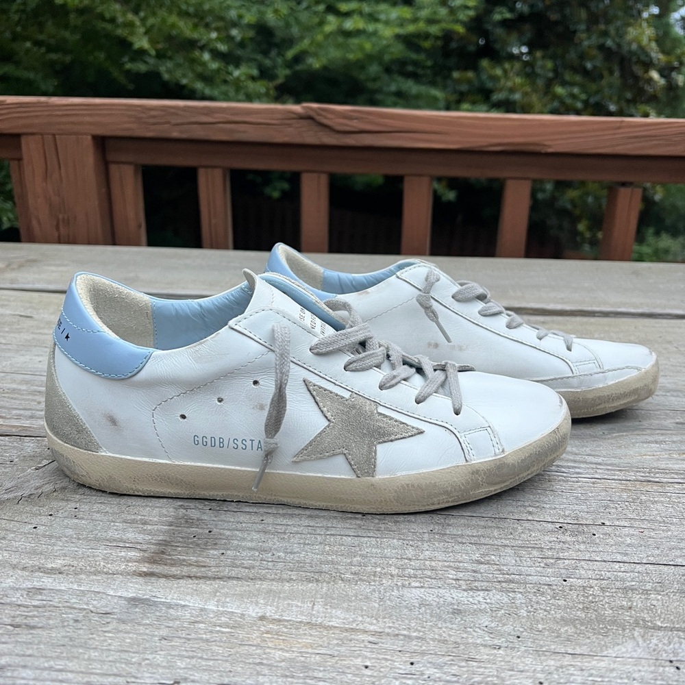 NEVER WORN Women’s Golden Goose Super-Star sneaker size 39